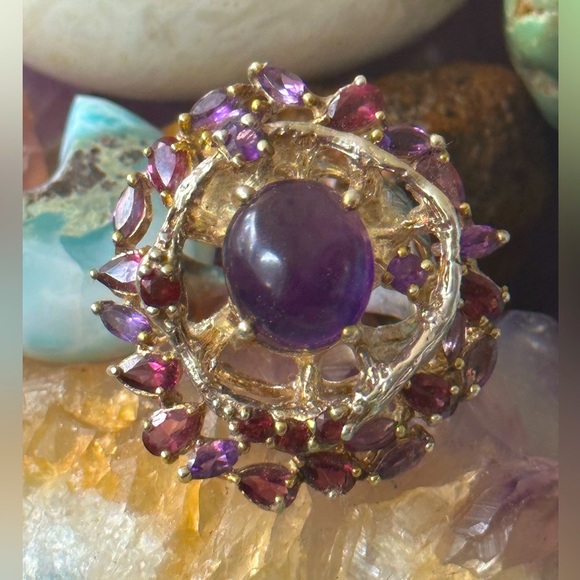 Statement Amethyst Garnet modernist design sterling silver statement ring. - Picture 1 of 8